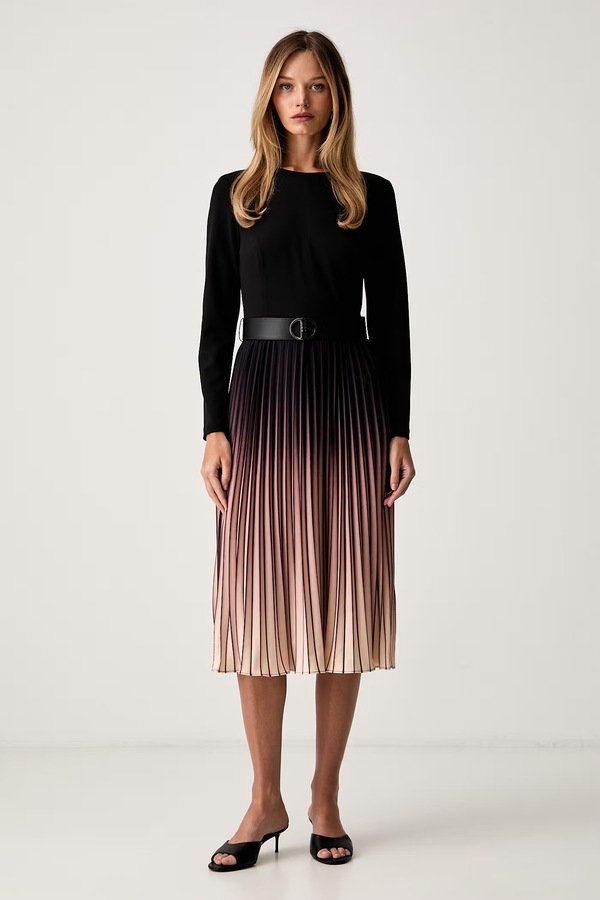 Розкльошена сукня DKNY колір чорний