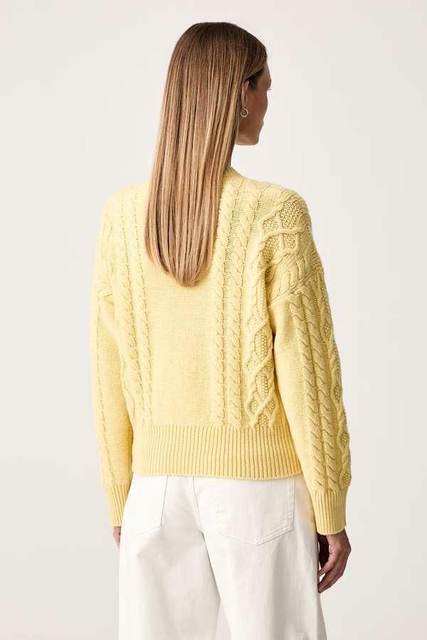 Свитер женский шерстяной Weekend Max Mara WKDALBEN цвет желтый фото 2