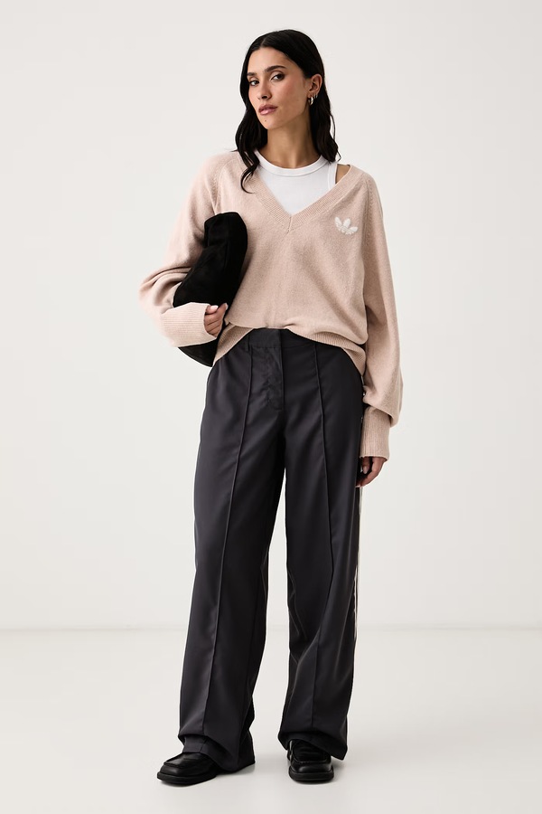 Светр жіночий adidas Originals Essentials Knit колір помаранчевий фото 2