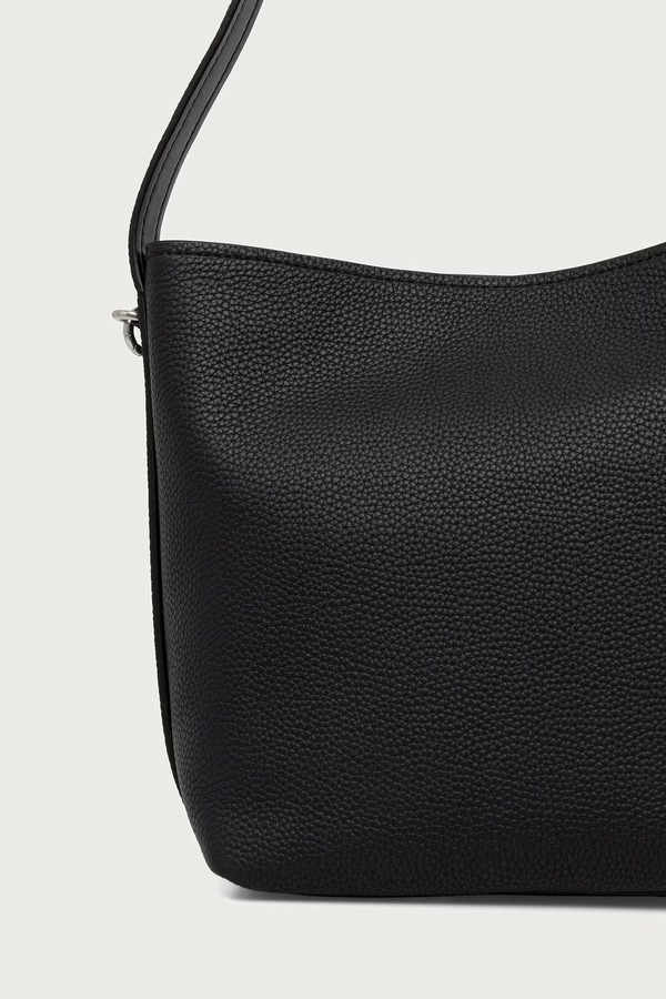 Сумка крос-боді жіноча шкіряна MICHAEL Michael Kors NOLITA колір чорний фото 3