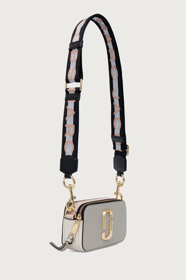 Сумка крос-боді жіноча шкіряна MARC JACOBS THE SNAPSHOT колір бежевий