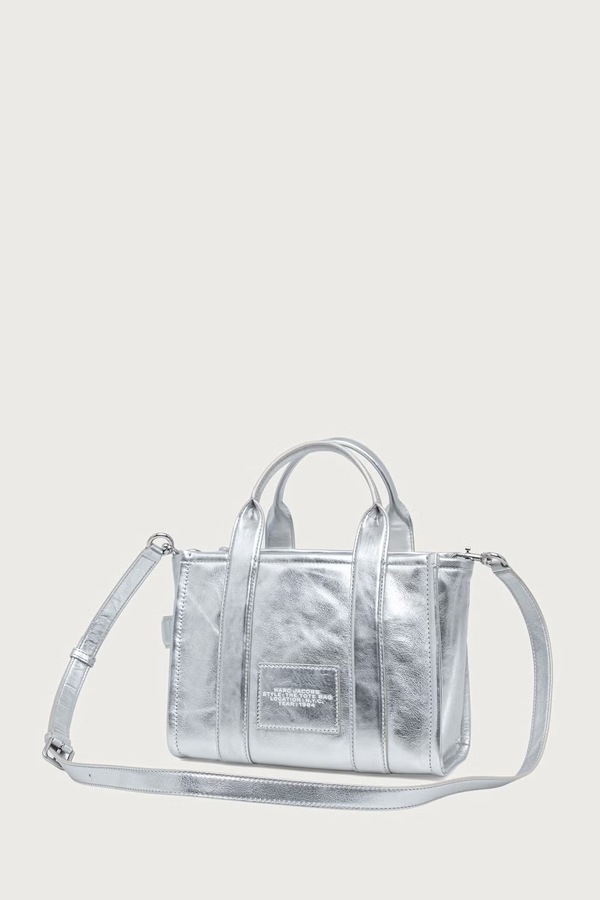 Сумка-тоут жіноча шкіряна MARC JACOBS THE SMALL TOTE колір срібний фото 2