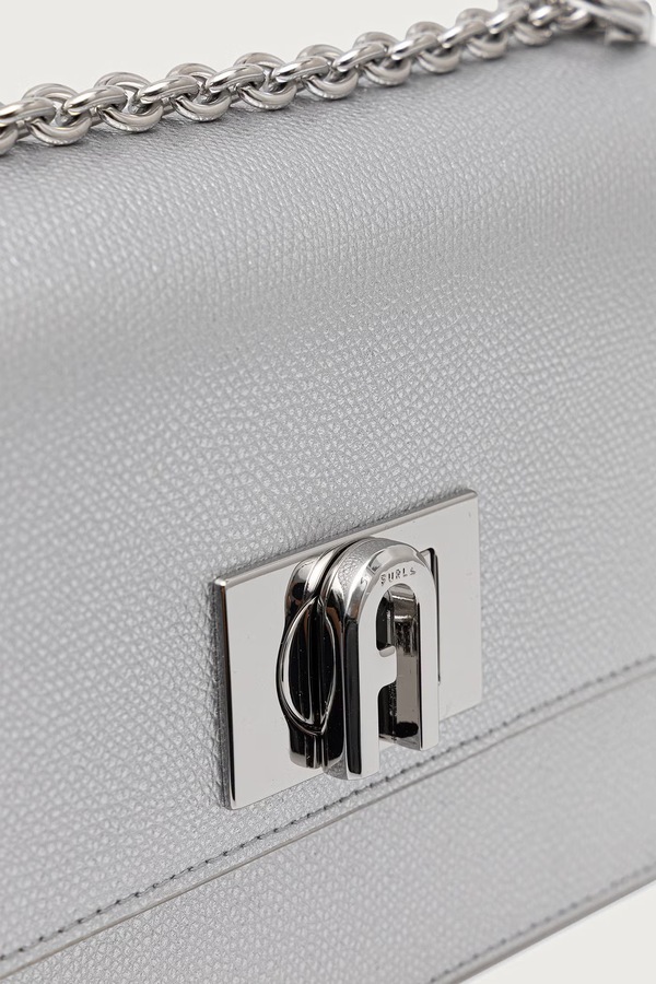 Сумка крос-боді жіноча шкіряна Furla 1927 Mini Crossbody 20 колір срібний фото 4