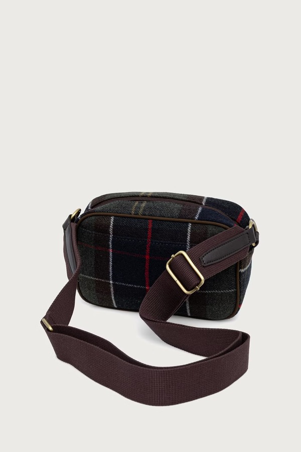 Бананка жіноча з додаванням вовни Barbour колір зелений фото 2