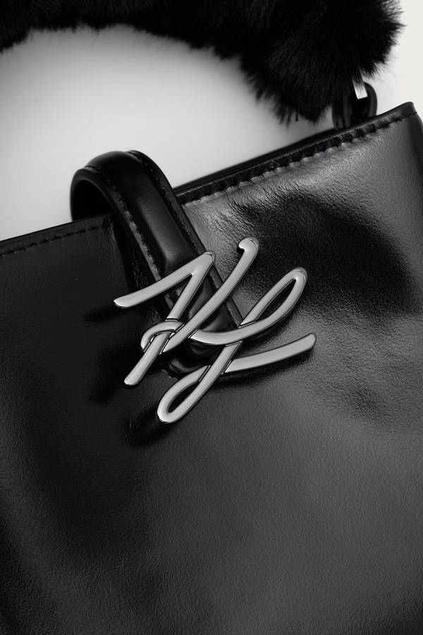 Сумка крос-боді жіноча шкіряна Karl Lagerfeld K/AUTOGRAPH колір чорний фото 4