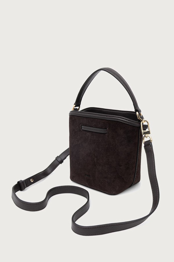 Сумка крос-боді жіноча зі штучної шкіри BOSS Anett Drawstring SU колір коричневий фото 3