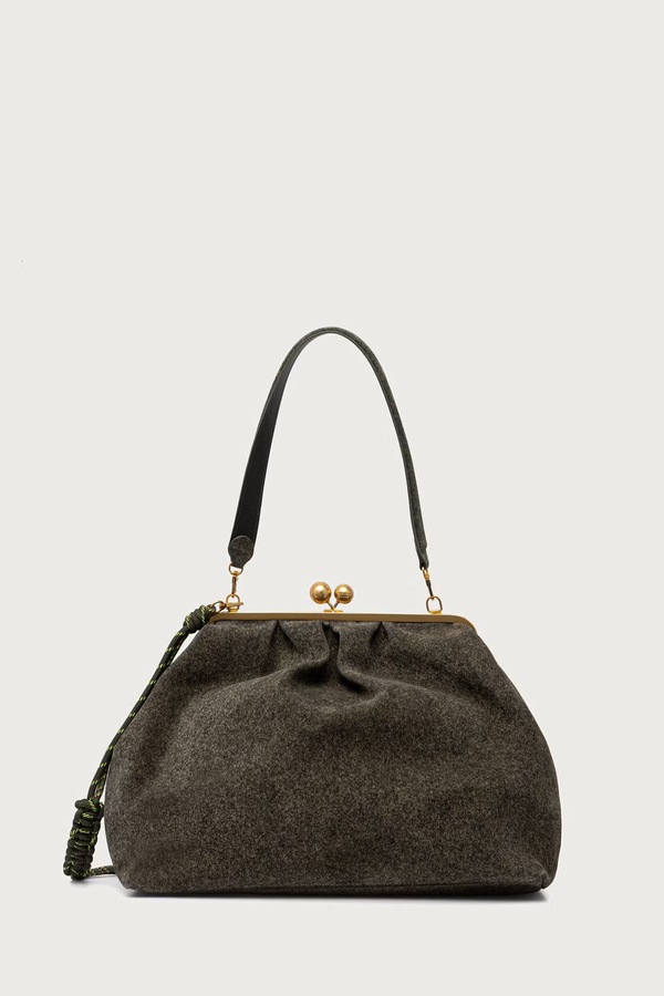 Сумка крос-боді жіноча замшева Weekend Max Mara WKAUTILE колір зелений