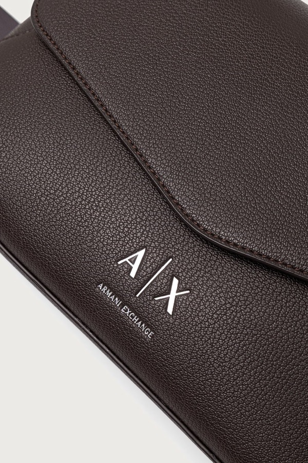 Сумка крос-боді жіноча зі штучної шкіри Armani Exchange колір коричневий фото 4