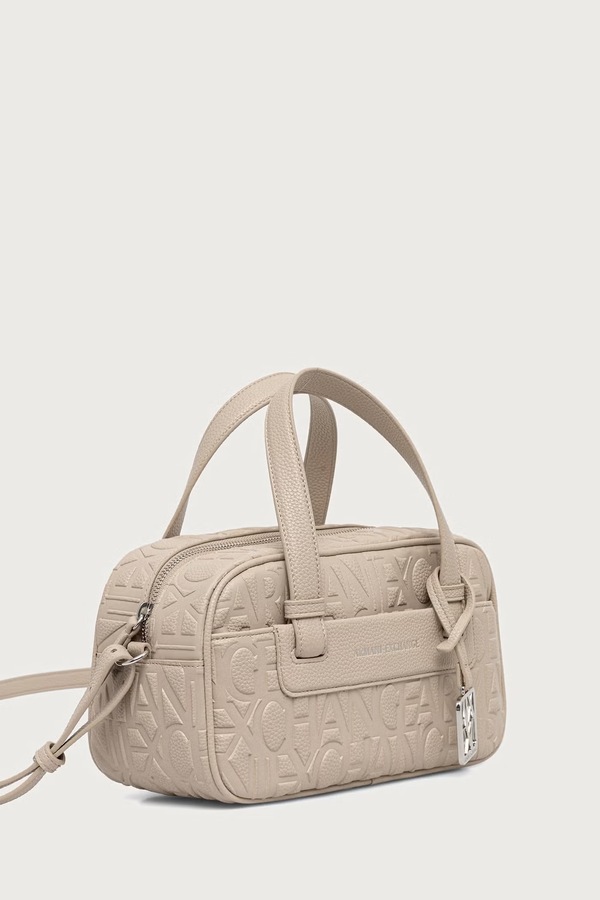 Сумка baguette женская из искусственной кожи Armani Exchange цвет бежевый