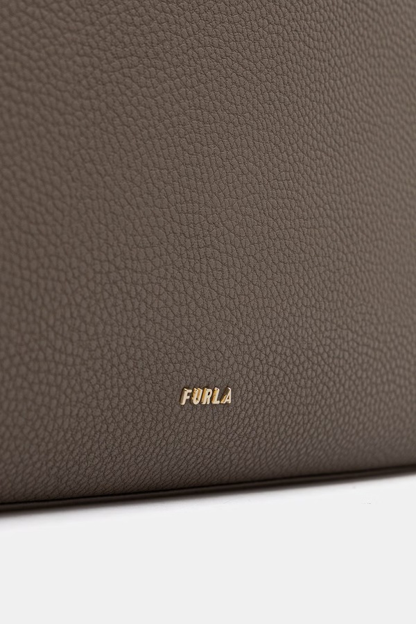 Сумка-шопер жіноча шкіряна Furla колір коричневий фото 4