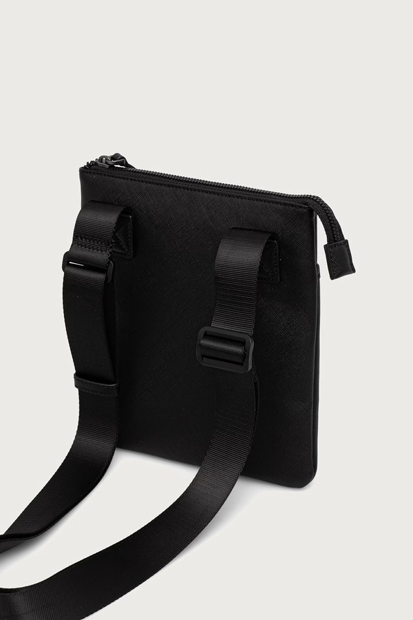 Сумка чоловіча зі штучної шкіри Armani Exchange колір чорний фото 2
