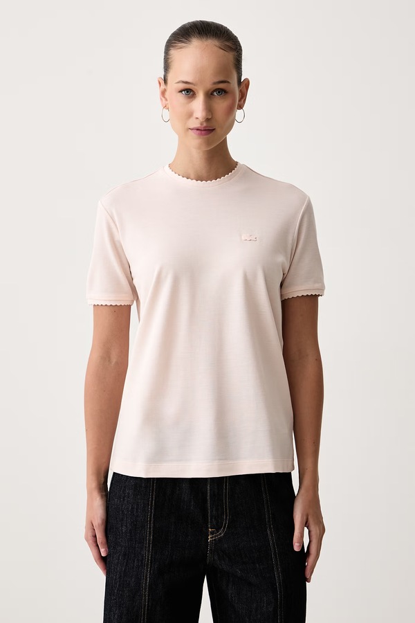 Футболка жіноча з ліоцелем Lacoste колір рожевий