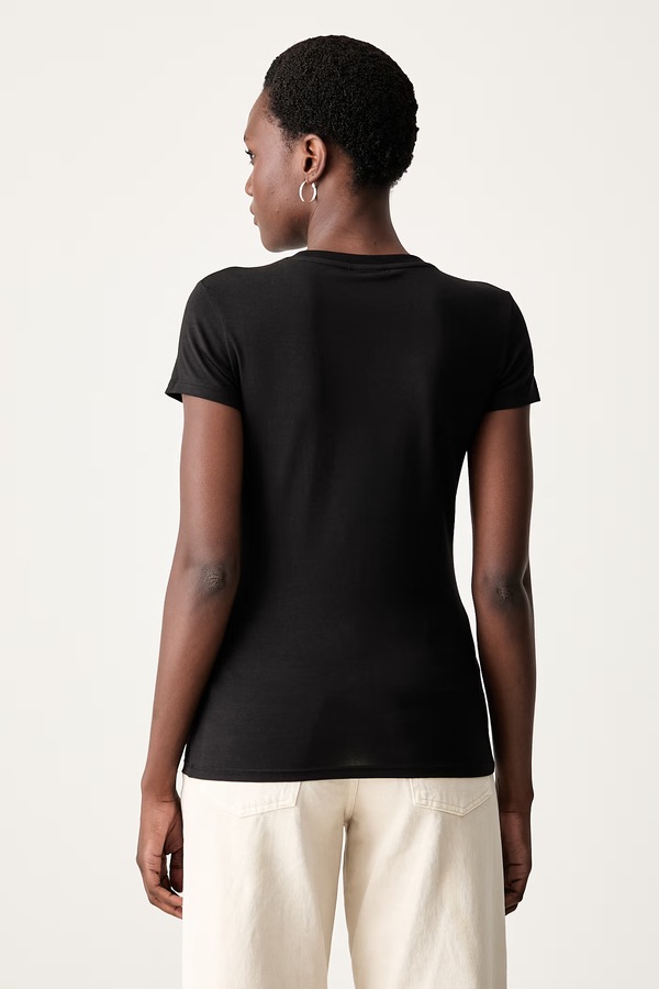 Футболка basic женская хлопковая с эластаном Armani Exchange цвет черный фото 2