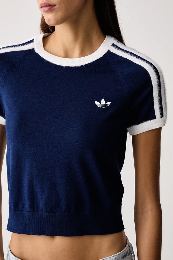 Футболка жіноча з віскозою adidas Originals Knitted колір темно-синій фото 4
