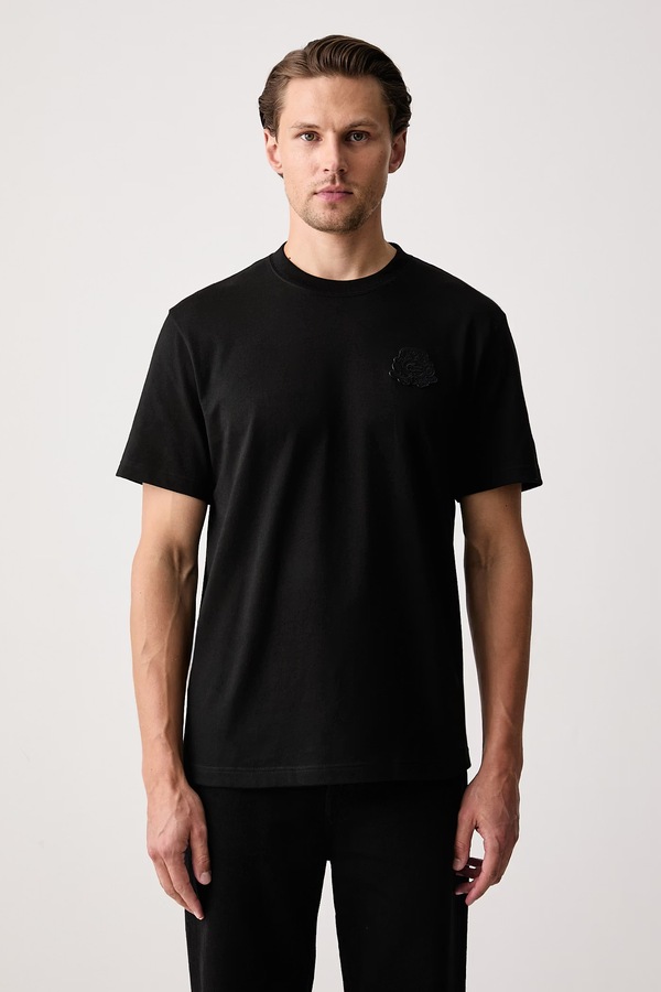 Футболка basic чоловіча бавовняна Lacoste колір чорний