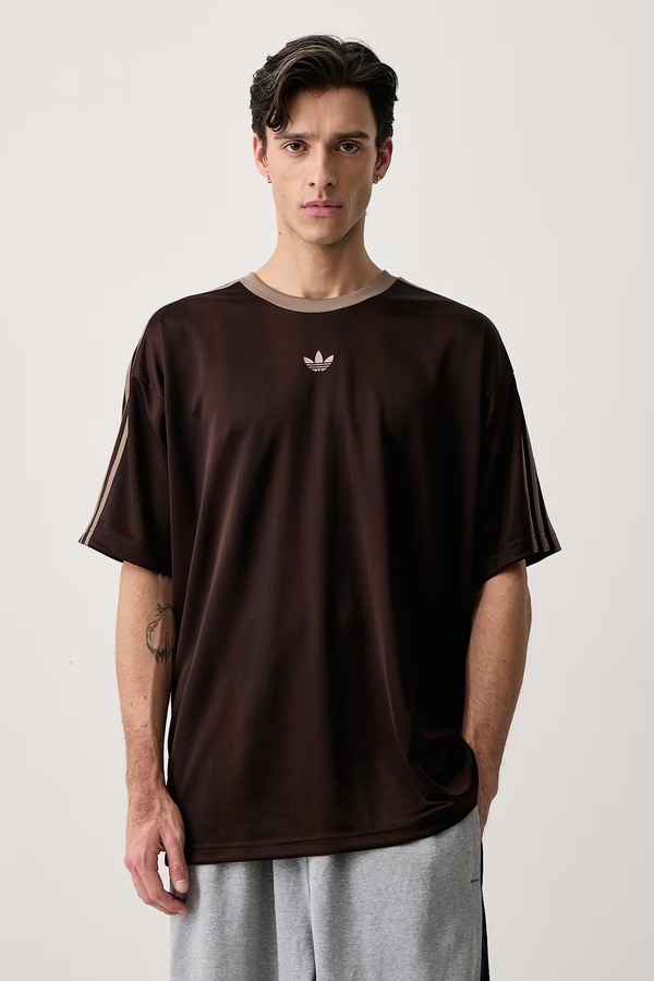 Футболка чоловіча adidas Originals колір коричневий