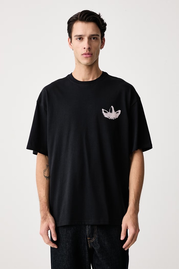 Футболка чоловіча бавовняна adidas Originals Powder Tongue колір чорний фото 3