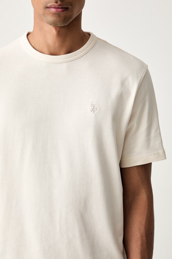 Футболка чоловіча бавовняна U.S. Polo Assn. RELAXED FIT DHM колір бежевий фото 4