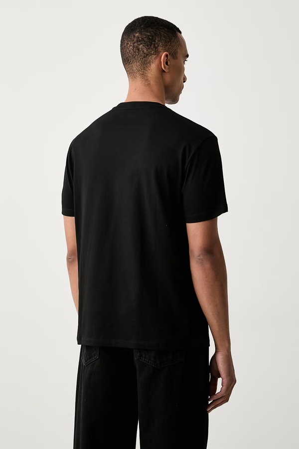 Футболка мужская хлопковая Armani Exchange цвет черный фото 2