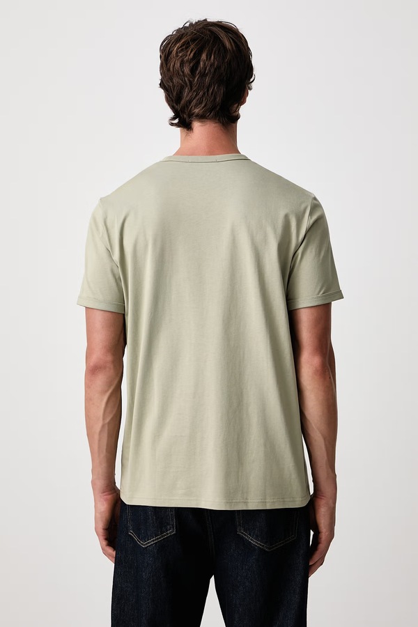 Футболка чоловіча бавовняна Fred Perry колір зелений фото 2