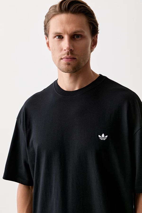 Футболка чоловіча бавовняна adidas Originals Trefoil Essentials колір чорний фото 4