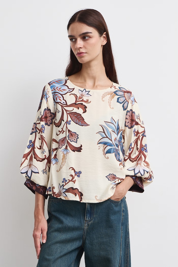 Блузка жіноча з віскозою Medicine колір бежевий