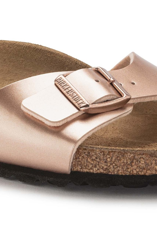 Шлепанцы Birkenstock Madrid цвет золотой фото 2