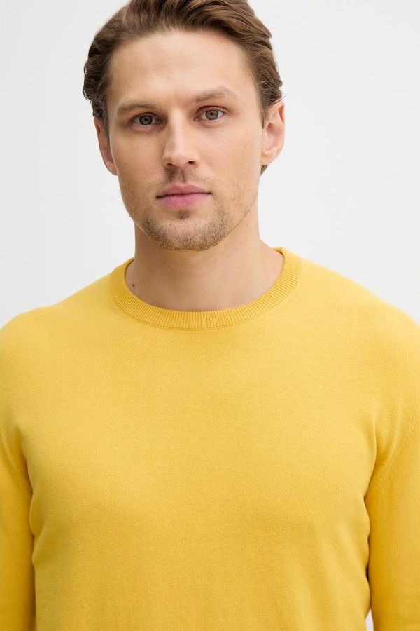 Светр чоловічий бавовняний United Colors of Benetton колір жовтий фото 4