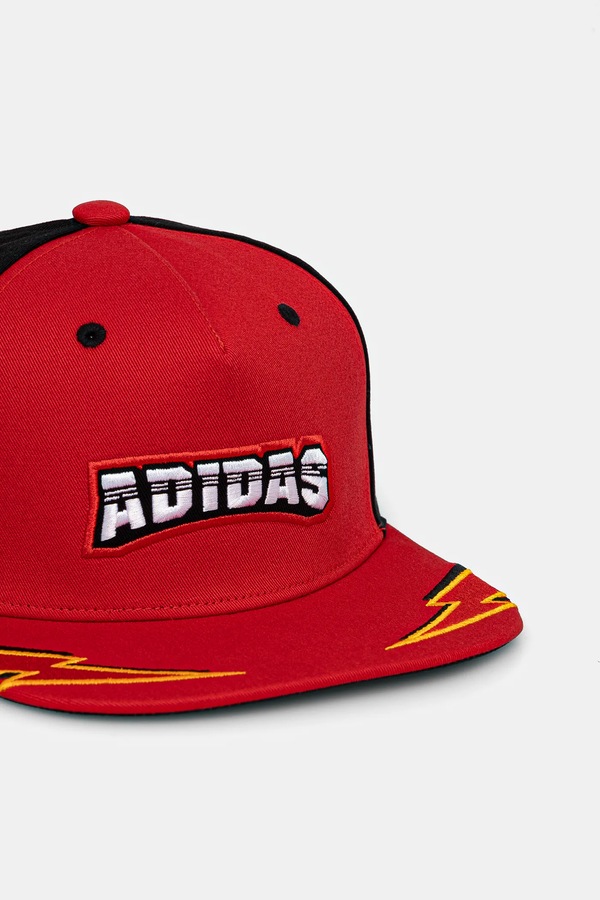 Кепка adidas Originals FLATBRIM CAP колір червоний