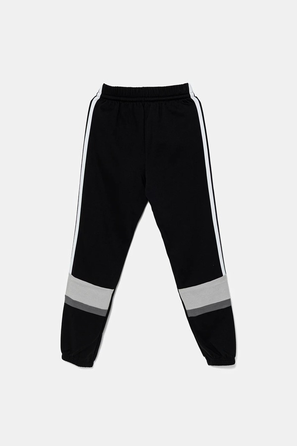 Дитячі спортивні штани adidas колір чорний фото 2