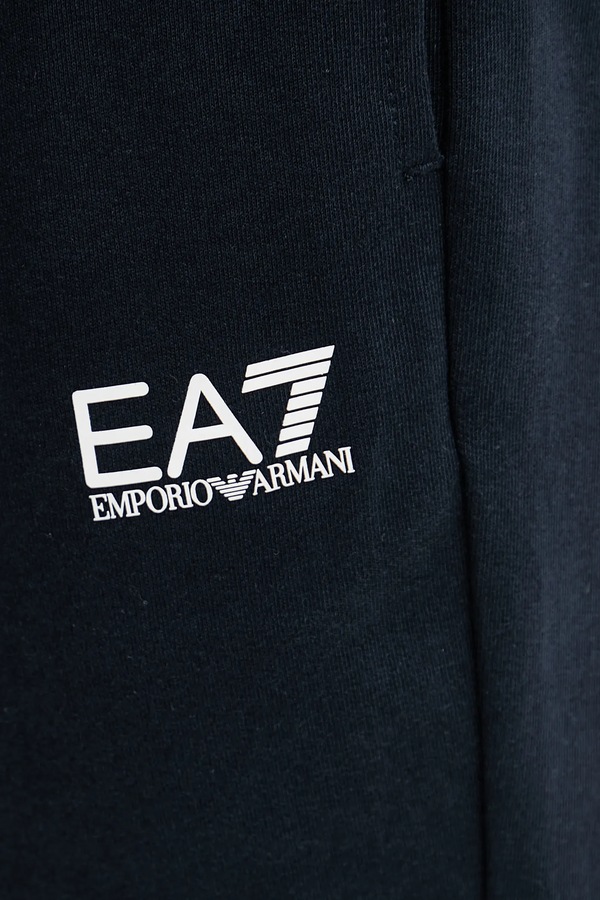 Спортивні штани чоловічі бавовняні EA7 Emporio Armani колір темно-синій фото 4