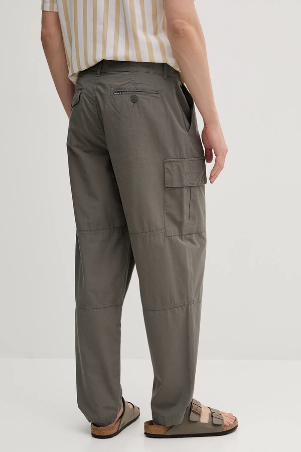 Бавовняні штани Barbour Relaxed Fit Cargo колір зелений фото 3