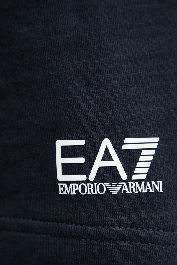 Трикотажні шорти чоловічі бавовняні EA7 Emporio Armani колір темно-синій фото 4