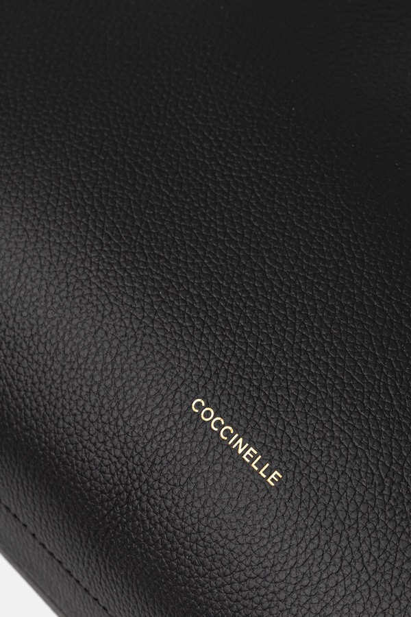 Сумка-шопер жіноча шкіряна Coccinelle колір чорний фото 4