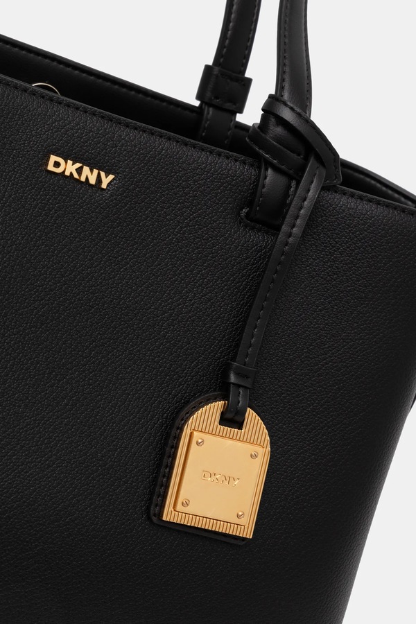 Шкіряна сумочка DKNY колір чорний фото 4