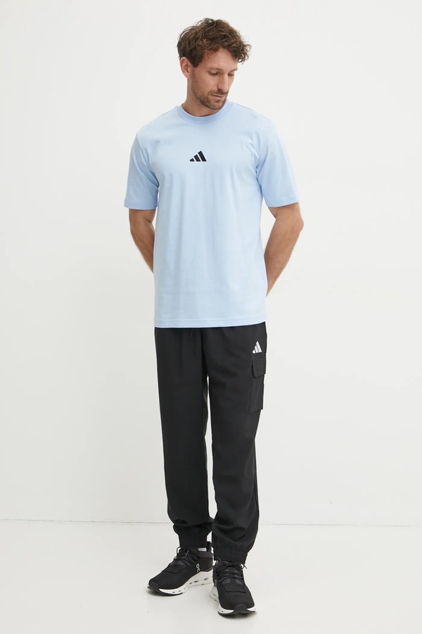 Бавовняна футболка adidas Essential