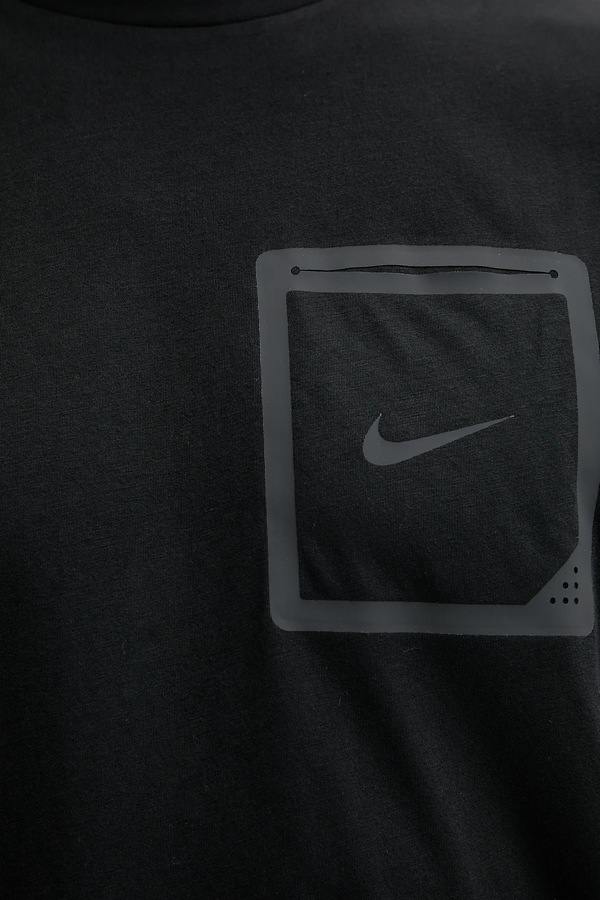 Футболка для плавання Nike колір чорний фото 4