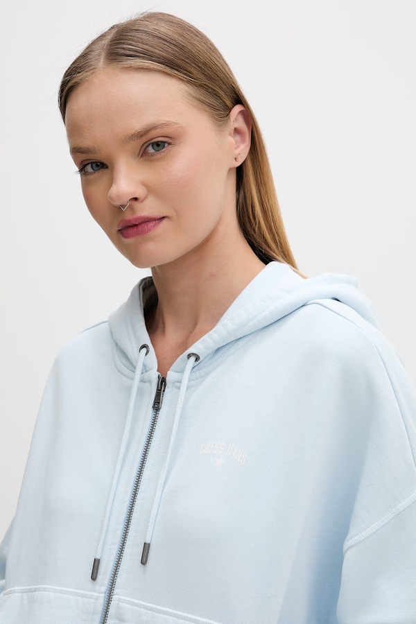 Жіноча бавовняна кофта на застібці з капюшоном Guess Jeans колір блакитний фото 4