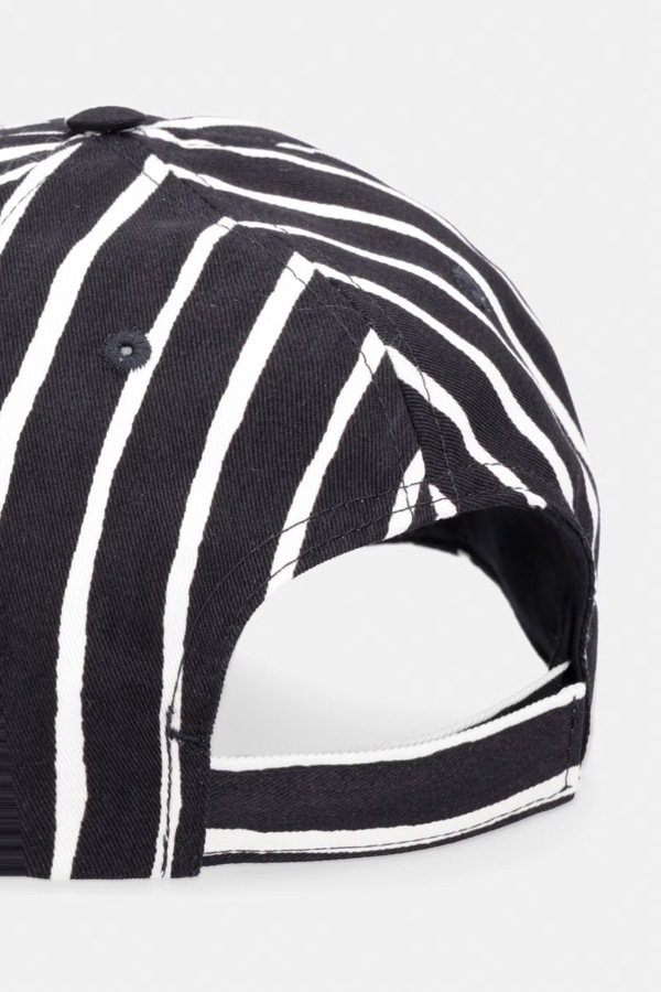 Бейсболка жіноча бавовняна Marimekko колір чорний фото 2