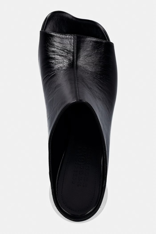 Шкіряні шльопанці MM6 Maison Margiela колір чорний фото 4