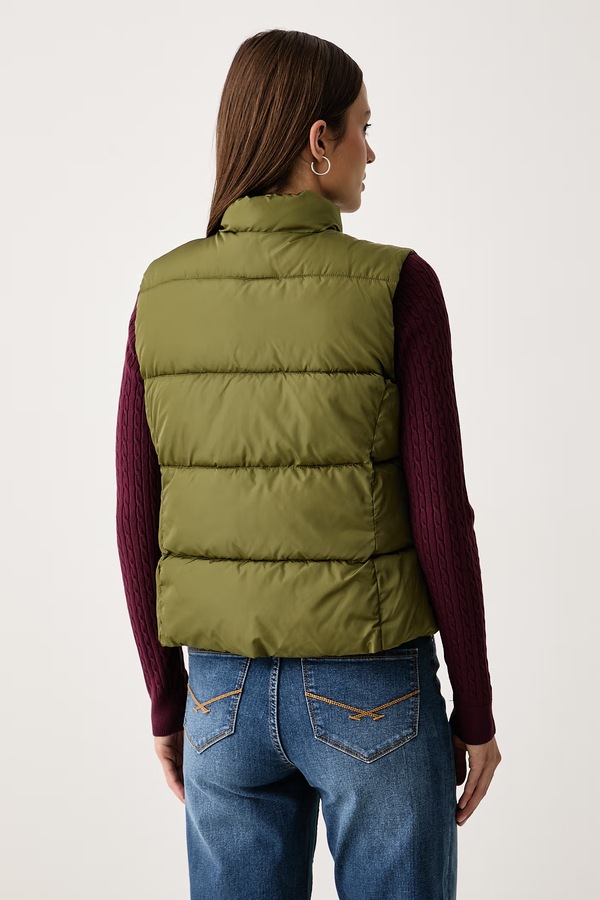 Безрукавка жіноча U.S. Polo Assn. LIGHTWEIGHT PUFFER GILET колір зелений