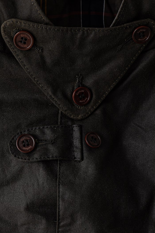 Демісезонна куртка чоловіча вощена Barbour колір зелений фото 2
