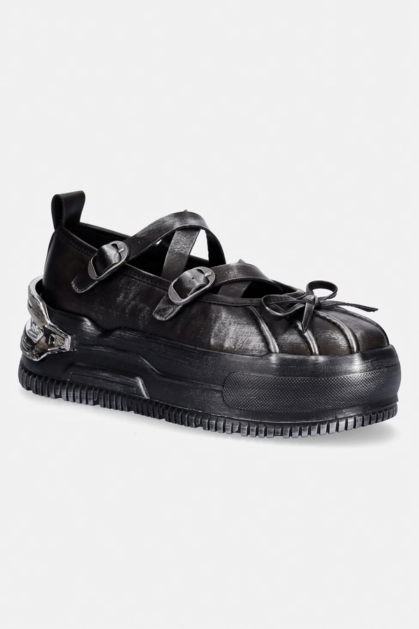 Балетки Koi Footwear Metamorphosis Distressed May Janes цвет черный