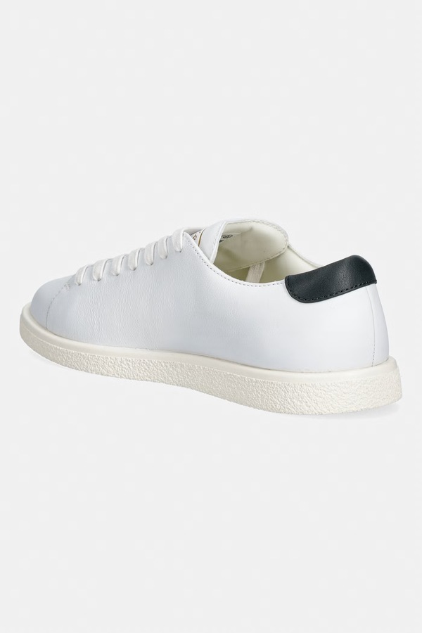 Кожаные кроссовки Lacoste Men Linecourt Sneakers цвет белый фото 2