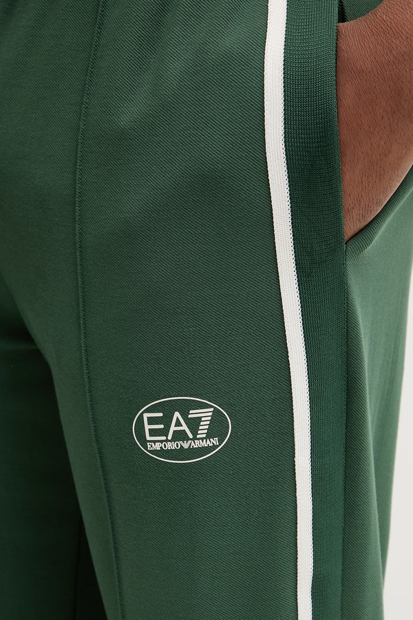 Спортивні штани EA7 Emporio Armani колір зелений фото 4