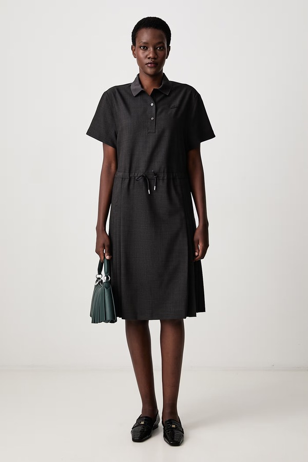 Летняя платье с шерстью Lacoste цвет серый