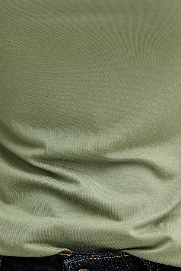 Лонгслів жіночий віскозний United Colors of Benetton колір зелений фото 4