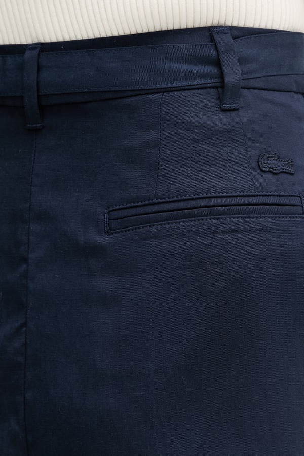 Шорти жіночі з ліоцелем Lacoste колір темно-синій фото 4