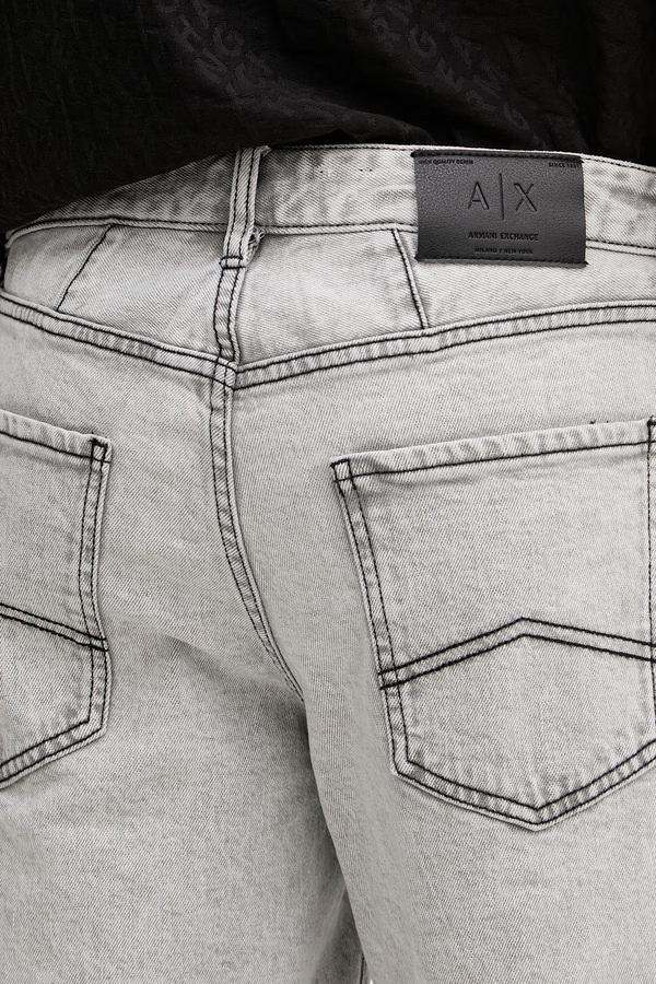 Шорти чоловічі джинсові Armani Exchange колір сірий фото 4