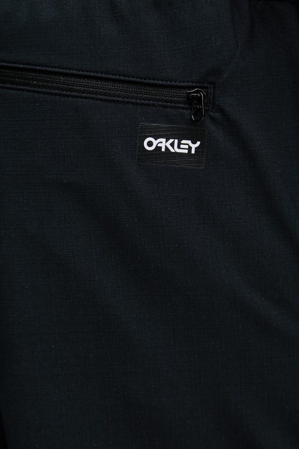 Шорти чоловічі Oakley TRANSPORT HYBRD колір чорний фото 4